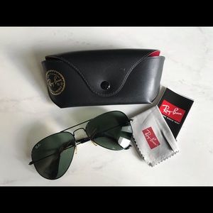 All Black Ray Ban Aviator Sun Glasses